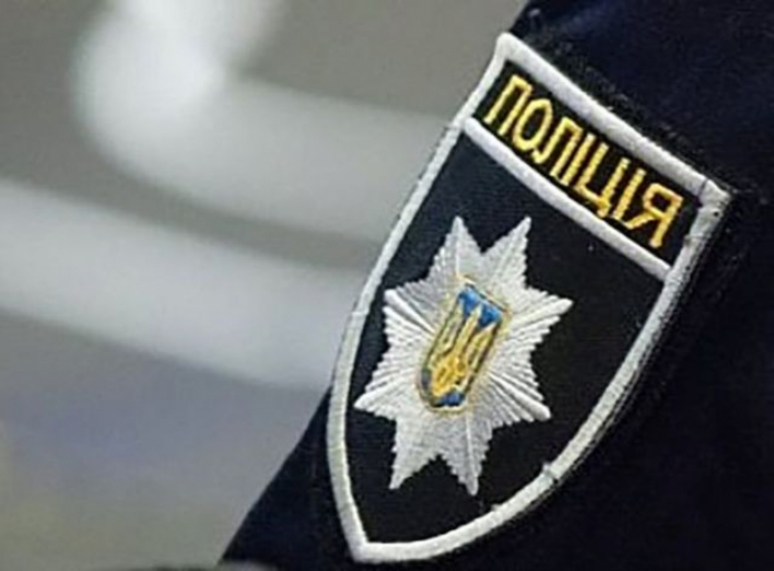 Поліція Сумщини розшукує аферисток, які ошукали місцеву жительку фото